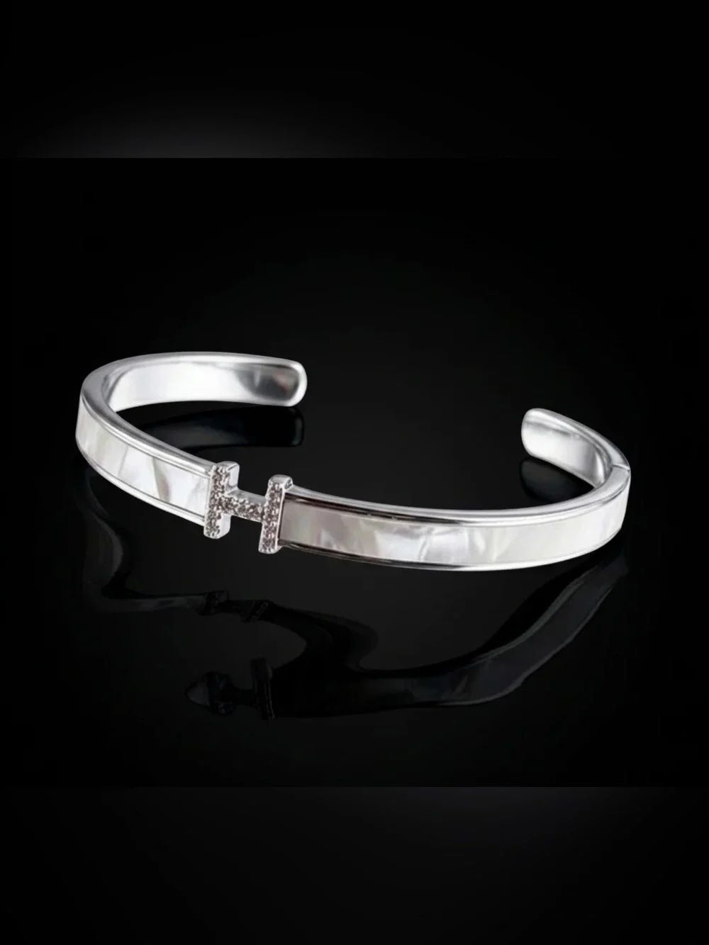 Luxury Cuff Bracelet Q1254